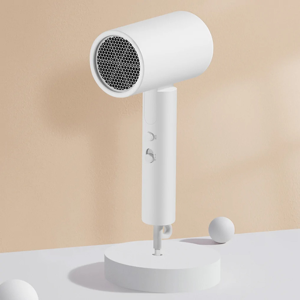Xiaomi Compact Hair Dryer H101 EU có kiểu dáng nhỏ gọn 
