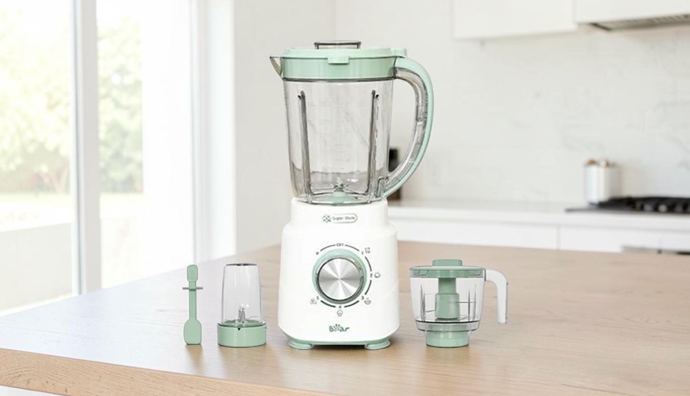 Công suất 700W giúp xay nhanh và mạnh nhiều loại nguyên liệu khác nhau