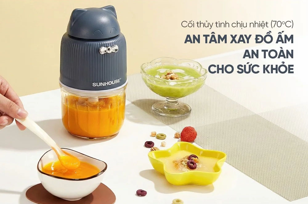 Cối xay thủy tinh giúp quan sát thực phẩm dễ dàng trong quá trình xay