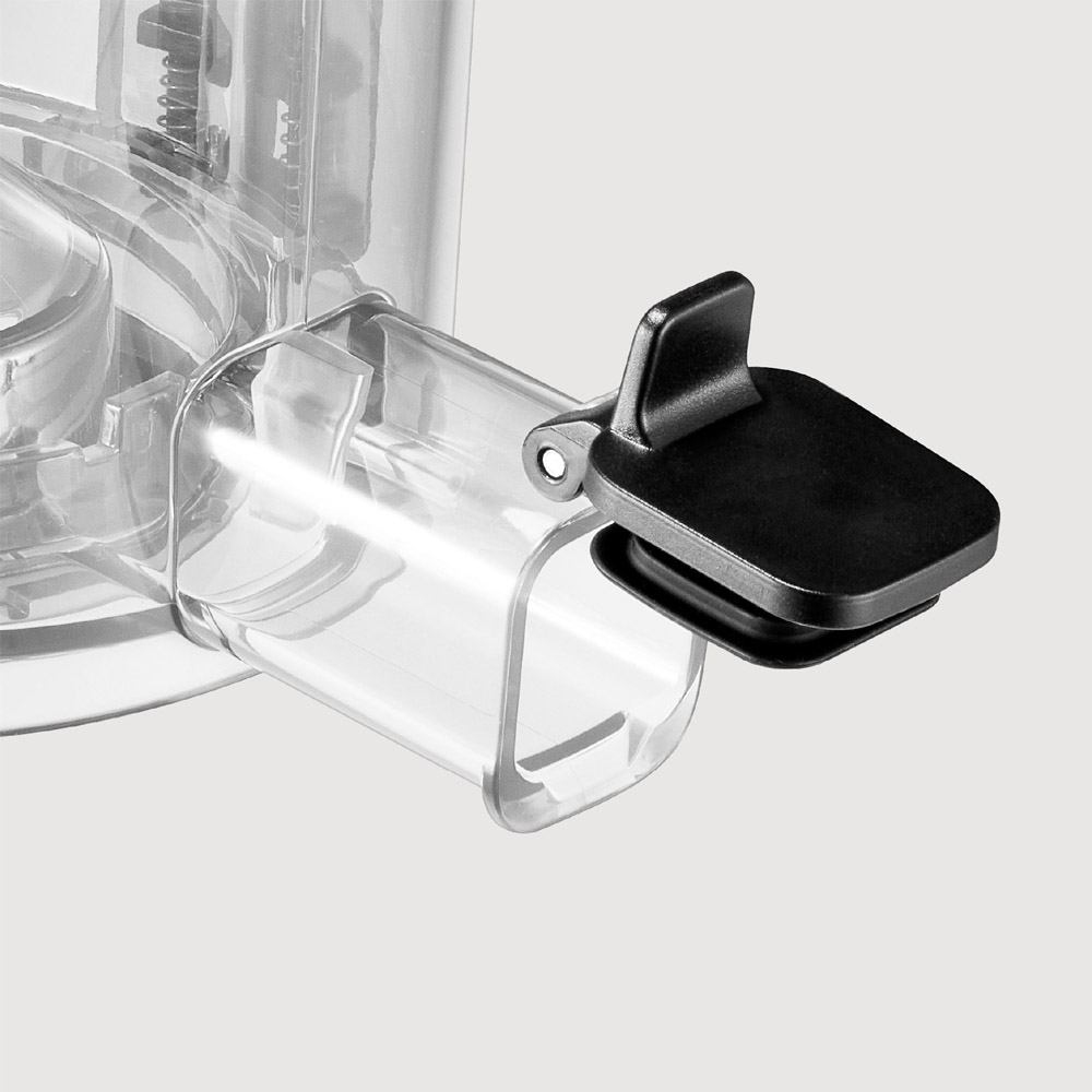 Máy Ép Trái Cây Panasonic MJ-L800KRA trang bị nắp vòi chống nhỏ giọt 