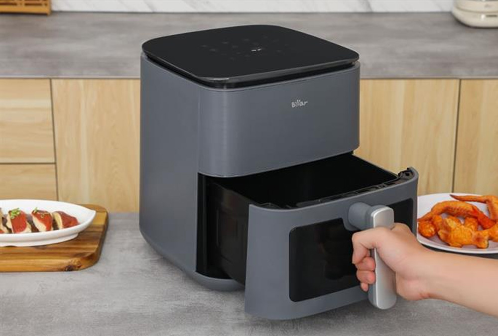 Tay cầm bọc nhựa cách nhiệt mang đến sự thuận tiện khi thao tác