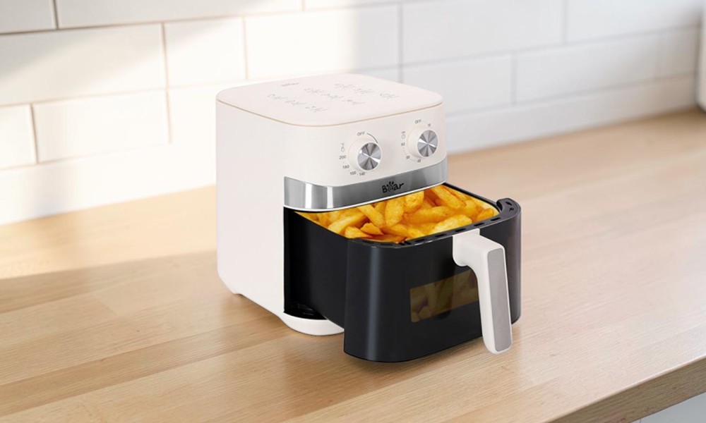 Nồi Chiên Không Dầu Bear AFR-215BF 9 Lít hỗ trợ chế biến đa dạng món ăn