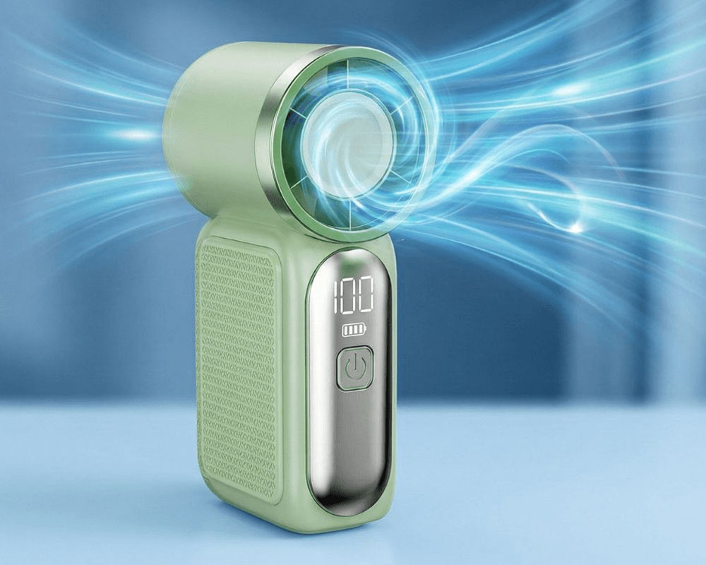 Quạt Cầm Tay Mini Kachi MK441 hoạt động với công suất 5W