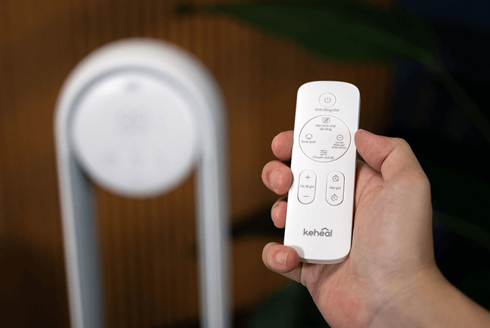 Dễ dàng điều khiển Quạt Không Cánh Keheal A4 từ bất kỳ vị trí nào
