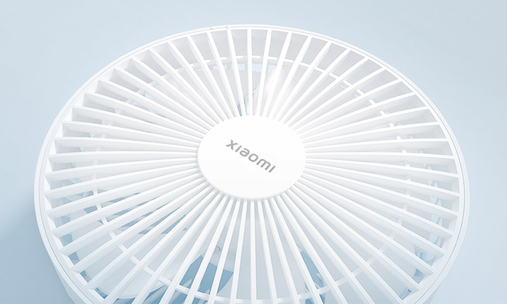 Xiaomi Rechargeable Mini Fan BHR6089GL cho làn gió an toàn và đồng đều