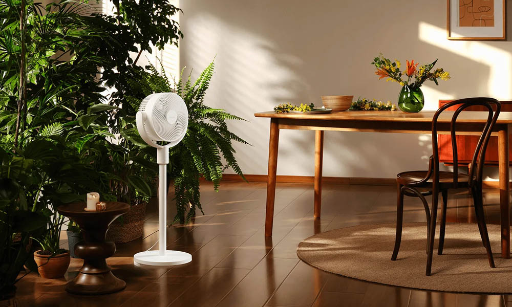 Xiaomi Smart Standing Air Circulation Fan EU tạo không gian sống dễ chịu