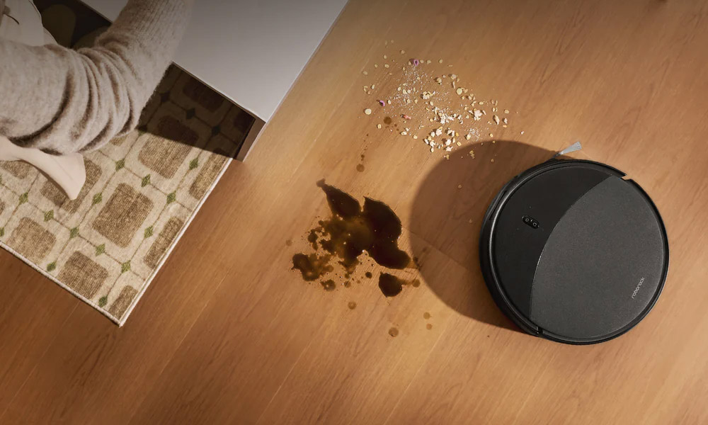 Dễ dàng điều khiển Robot Hút Bụi Roborock Saros 20