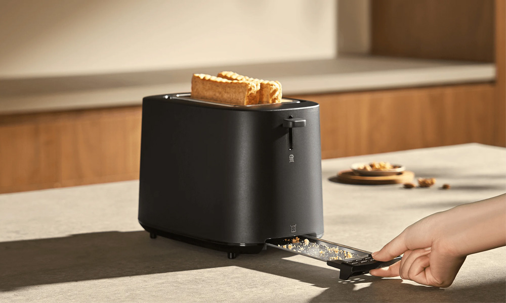 Khay hứng vụn bánh có thể kéo ra dễ dàng loại bỏ vụn bánh