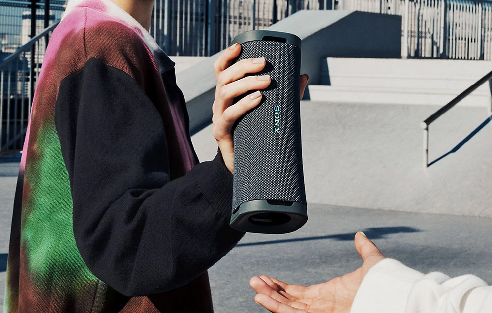Với kích thước tối ưu, người dùng có thể dễ dàng mang theo loa