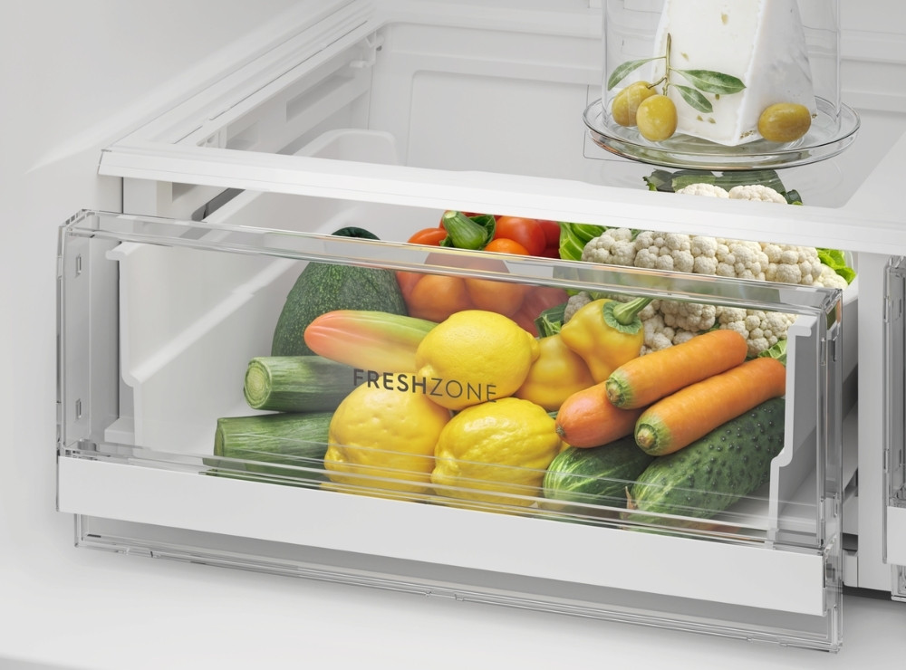 Ngăn FreshZone bảo quản rau củ quả với độ ẩm tối ưu hiệu quả