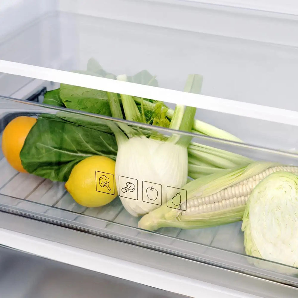 Ngăn rau củ quả riêng biệt tối ưu không gian lưu trữ, giữ rau củ luôn tươi ngon