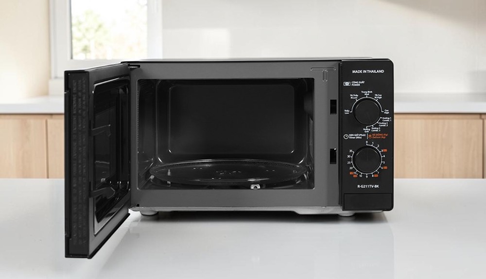 Dung tích 21 lít đáp ứng tốt nhu cầu chế biến các món ăn hằng ngày