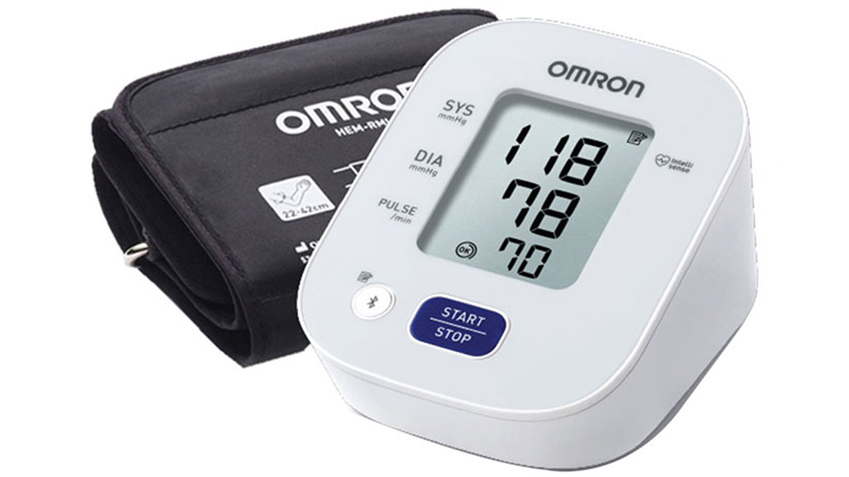 Máy đo huyết áp tự động Omron HEM-7143T1 có kiểu dáng nhỏ gọn