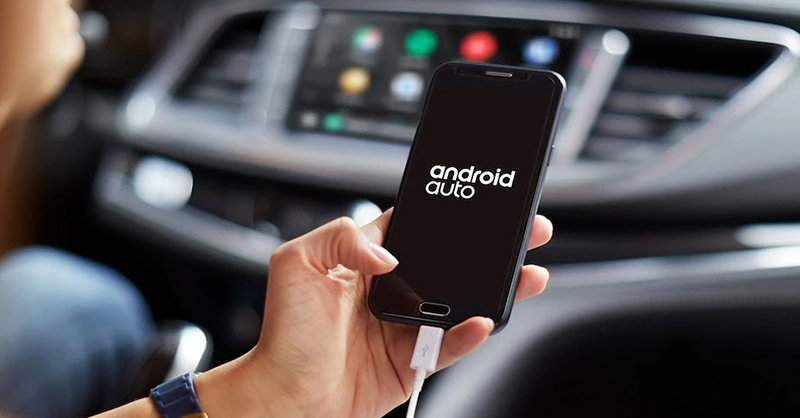 Android Auto là phần mềm cho phép kết nối điện thoại Android với ô tô