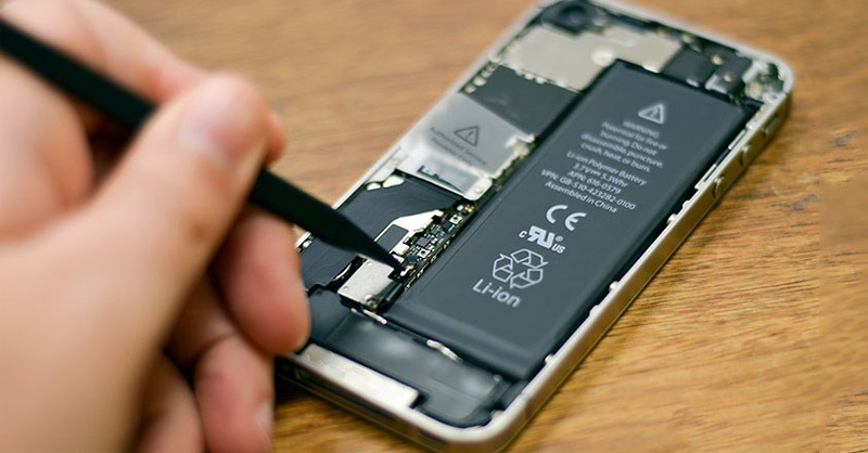 iPhone sở hữu pin có thể thay thế trong tương lai