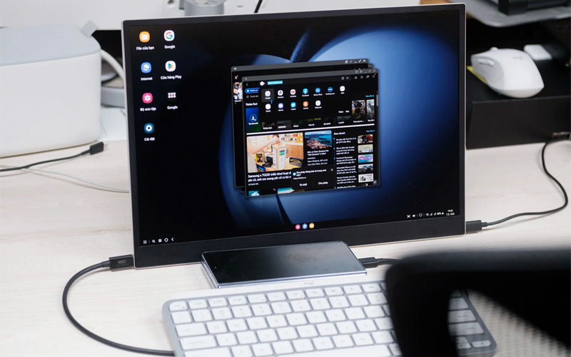 Chế độ Dex giúp Galaxy Z Fold5 kết nối với màn hình máy tính dễ dàng