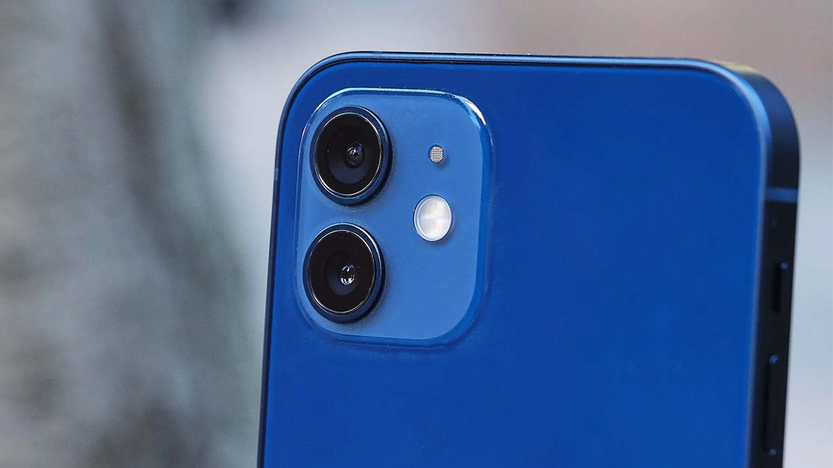 Cụm camera sau của iPhone 12 xanh dương