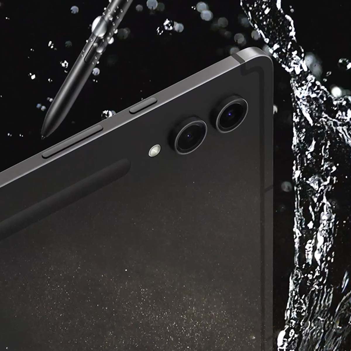 Galaxy Tab S9 Plus 5G có khả năng kháng nước kháng bụi đạt chuẩn IP68