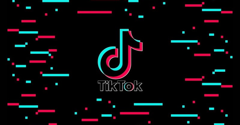 Người dùng có thể tạo video từ ảnh bằng TikTok trên điện thoại Samsung