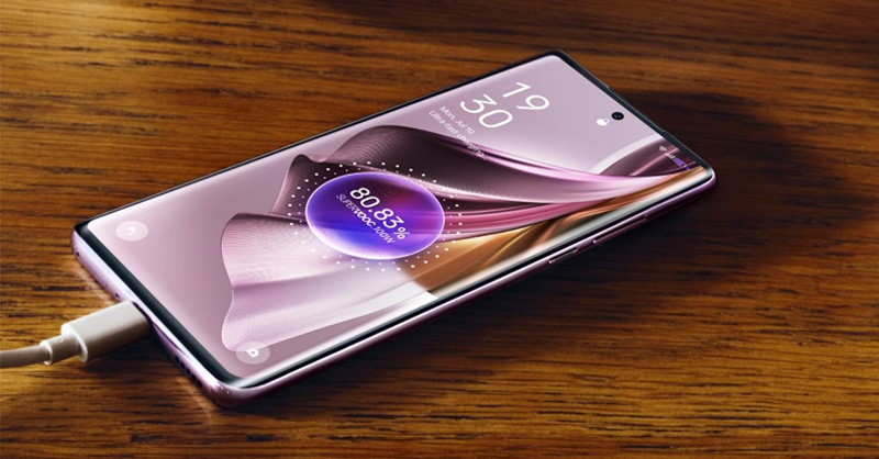 OPPO Reno10 Pro+ 5G được trang bị sạc nhanh SuperVOOC 100W