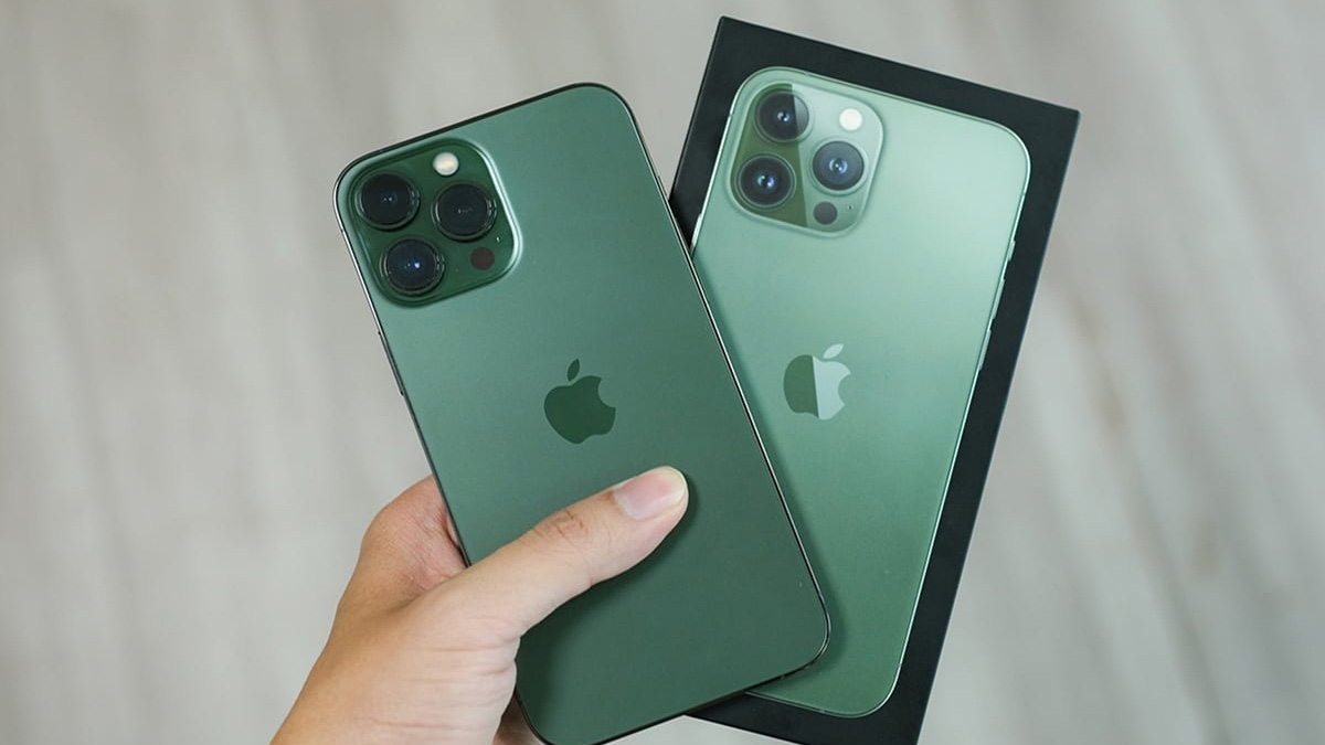 Vẻ đẹp sang trọng, cuốn hút của iPhone 13 Pro Max xanh lá 