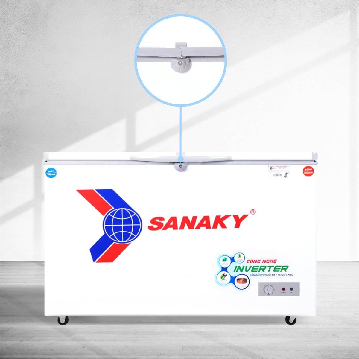 Khóa an toàn của Tủ Đông Mát Sanaky VH-4099W3