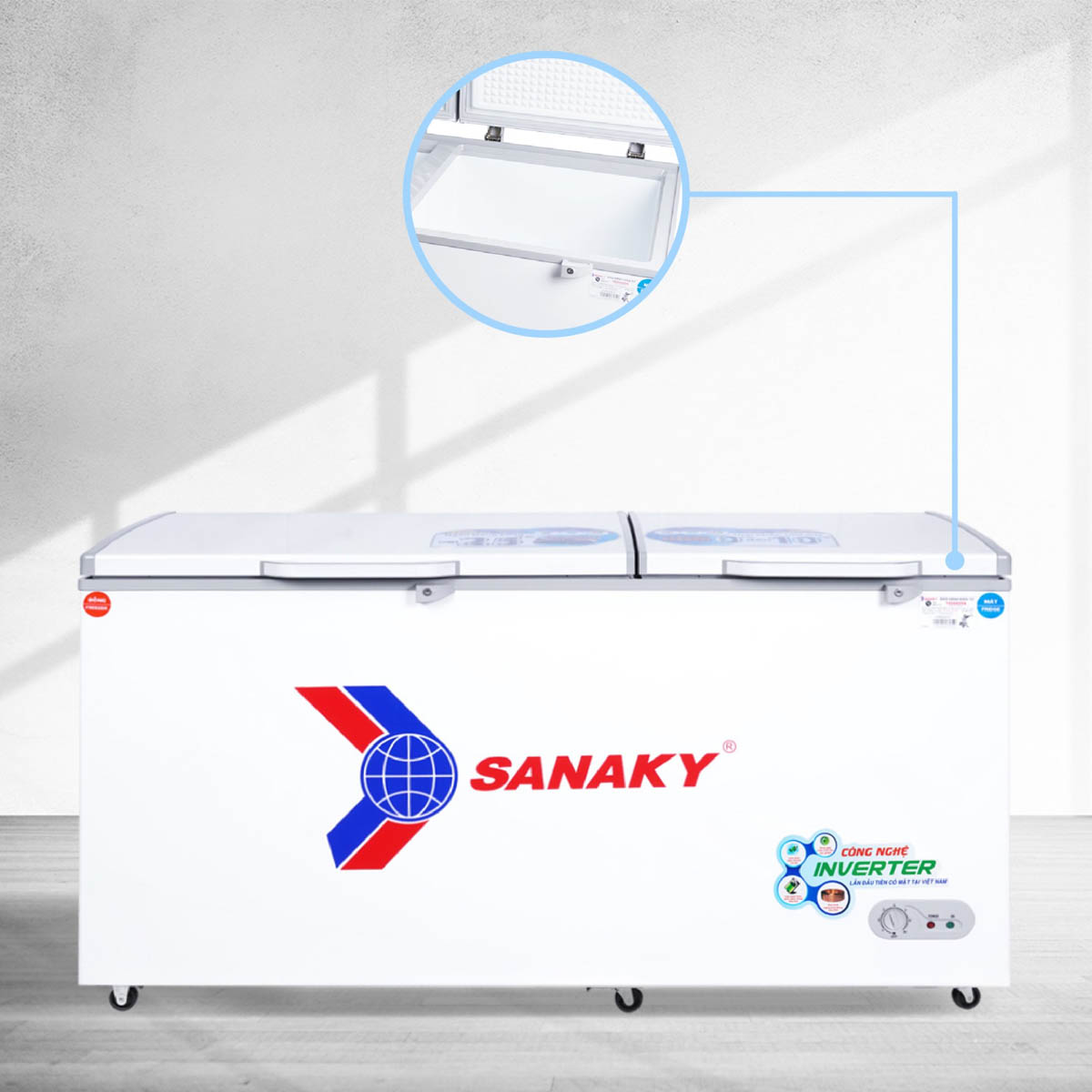 Tủ Đông Mát Sanaky Inverter VH-6699W3 có lòng côi tủ phẳng dễ vệ sinh