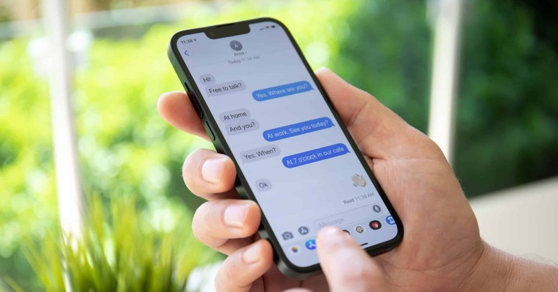 Màu bong bóng tin nhắn của iMessage vẫn giữ nguyên màu xanh dương