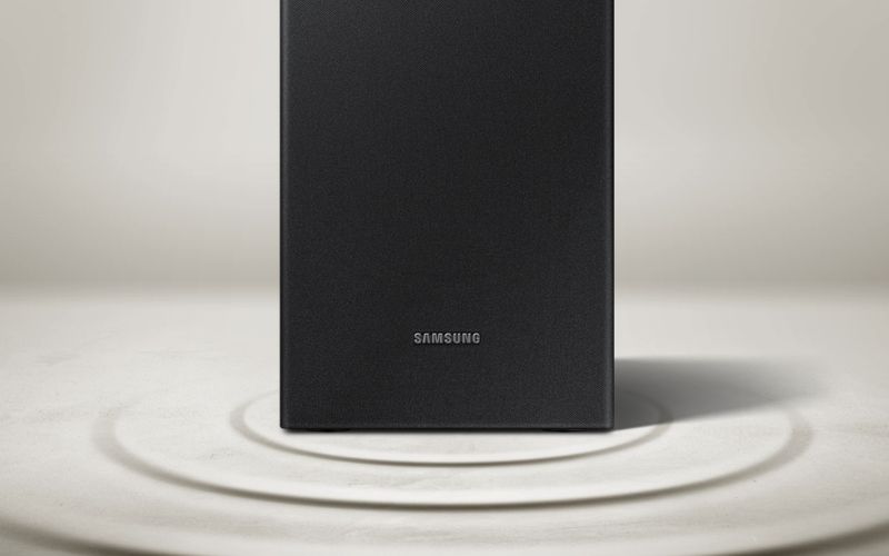Loa trầm kết hợp cùng Samsung Soundbar T420
