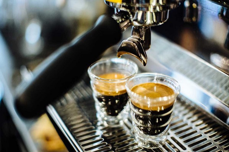 Cà phê Espresso pha máy