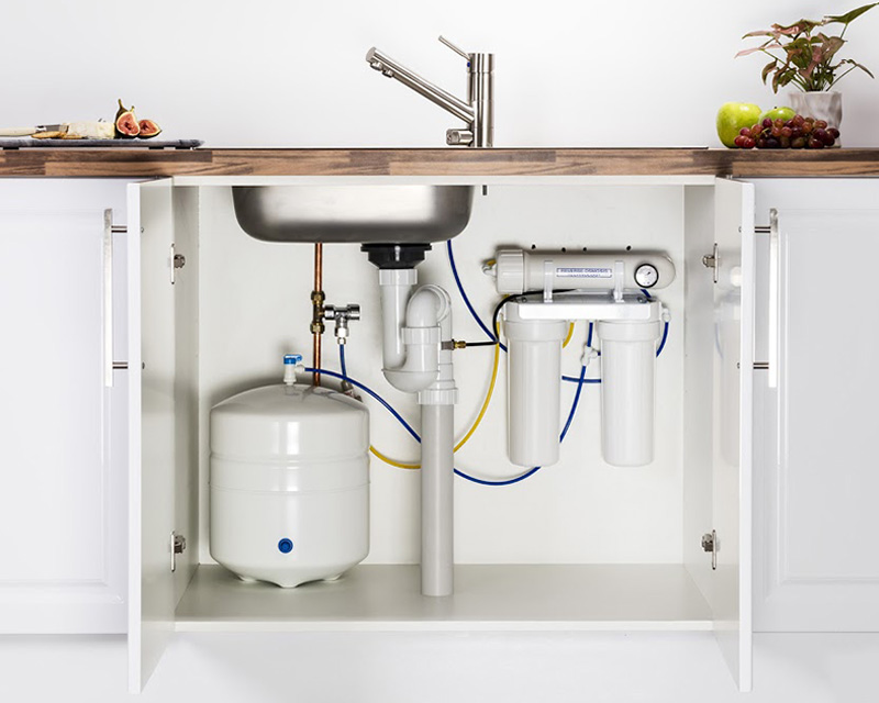 Chọn một vị trí phù hợp để lắp đặt máy lọc nước âm tủ