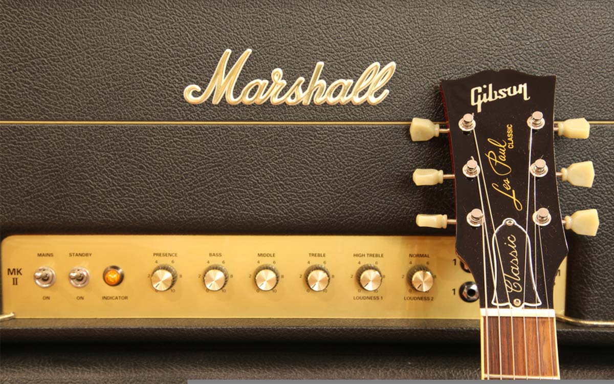 Amply và guitar là những dòng sản phẩm đầu tiên của Marshall