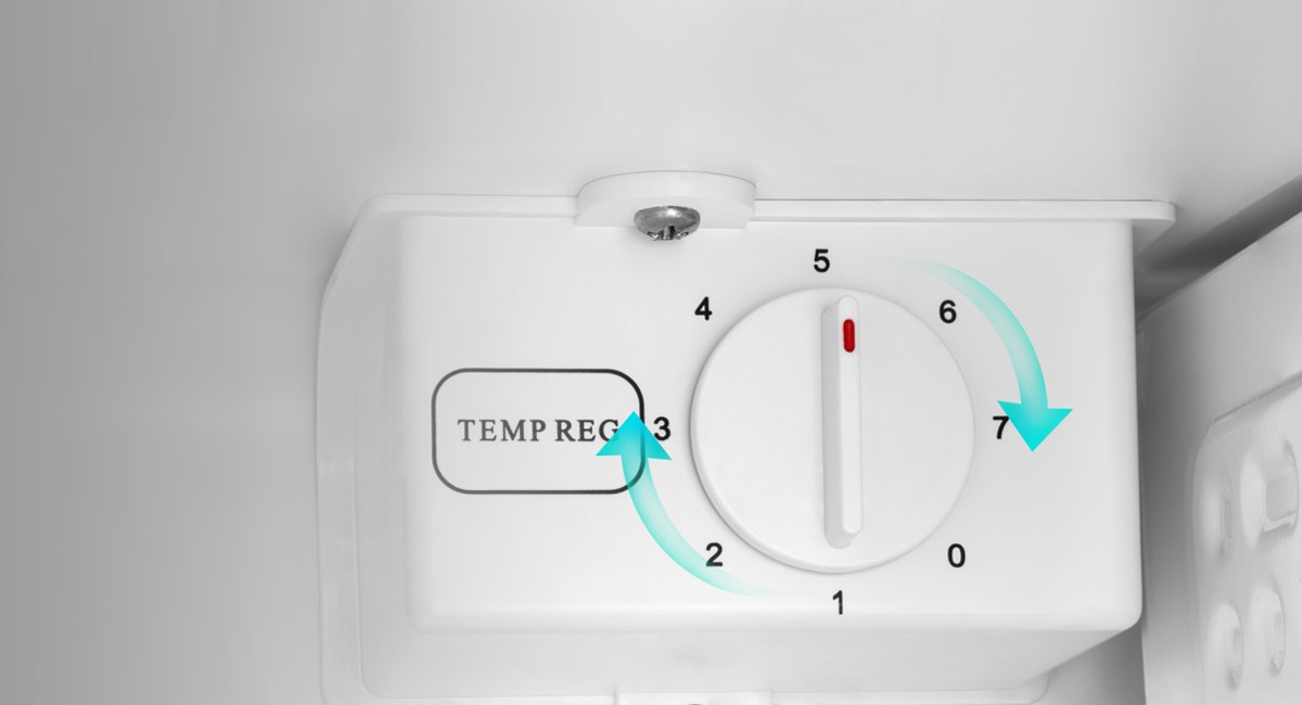 Nút vặn điều chỉnh nhiệt độ, dễ dàng lựa chọn mức nhiệt bảo quản thực phẩm