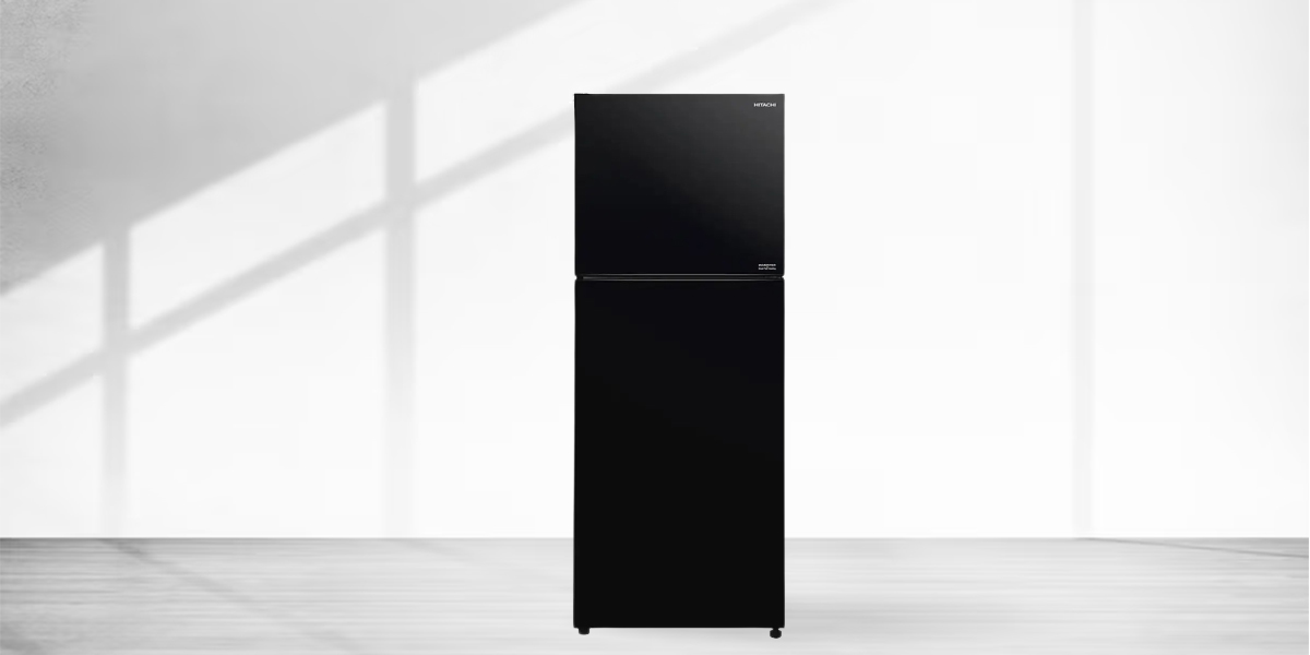 Tủ Lạnh Hitachi Inverter 390 Lít R-FVY510PGV0 (GBK) sở hữu thiết kế đen tối giản