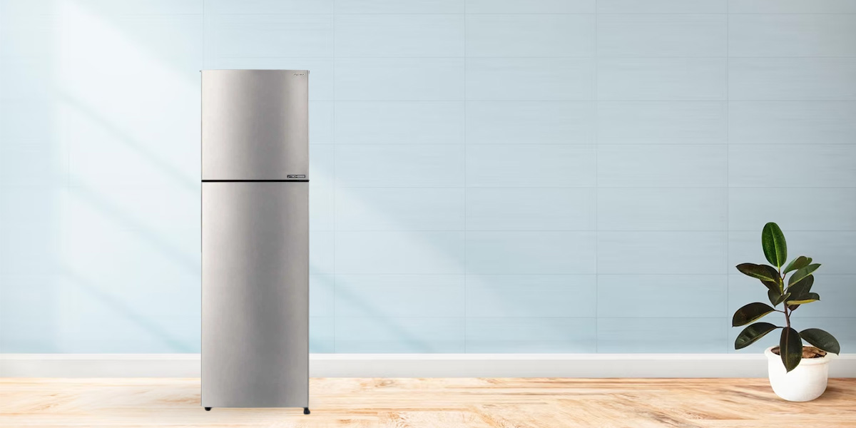 Tủ Lạnh Sharp Inverter 224 Lít SJ-X252AE-SL có kiểu dáng nhỏ gọn, tiết kiệm không gian