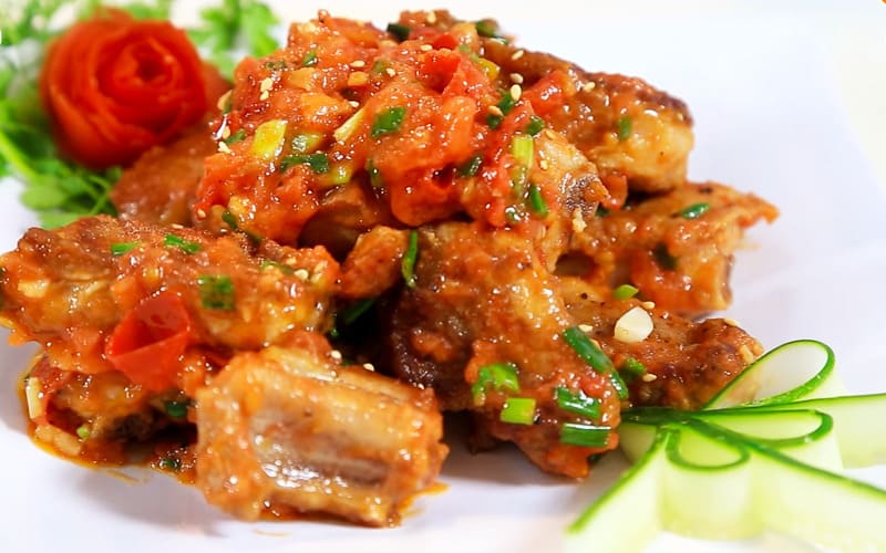 Sườn sốt cà chua