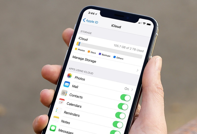 Sao lưu iCloud: Bạn đang tìm cách đảm bảo an toàn cho những tệp quan trọng của mình? Hãy sử dụng tính năng sao lưu iCloud! Chỉ với một vài thao tác đơn giản, bạn có thể lưu trữ tất cả các tệp của mình trên một đám mây an toàn và có thể truy cập được từ bất kì thiết bị nào. Bắt đầu sao lưu và bảo vệ dữ liệu của mình ngay hôm nay!