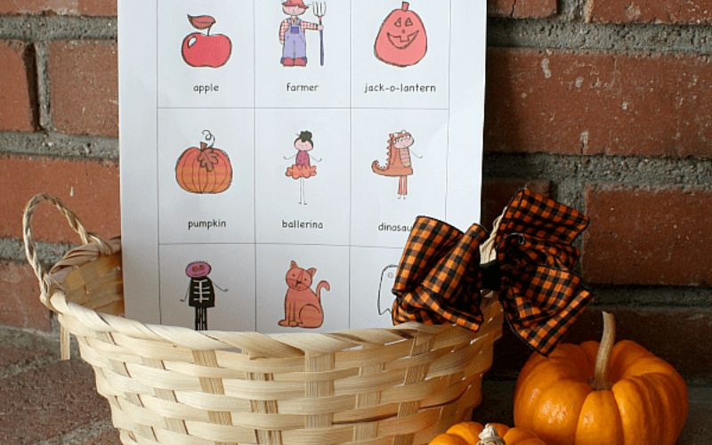 Chơi đố chữ chủ đề Halloween