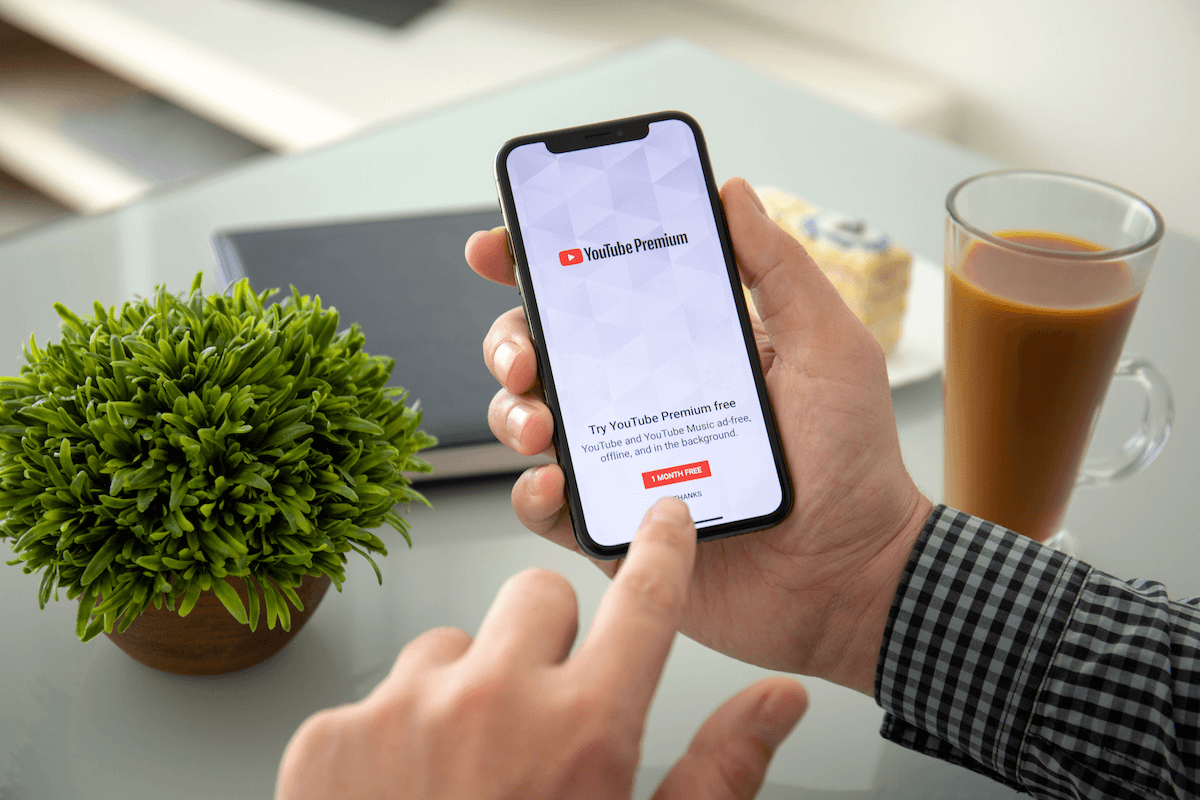 Nếu bạn yêu thích xem video trên Youtube, thì Youtube Premium là một sự lựa chọn tuyệt vời để tận hưởng những trải nghiệm tốt nhất. Hãy xem hình ảnh đính kèm với từ khóa này để biết thêm về những tính năng đặc biệt của Youtube Premium.